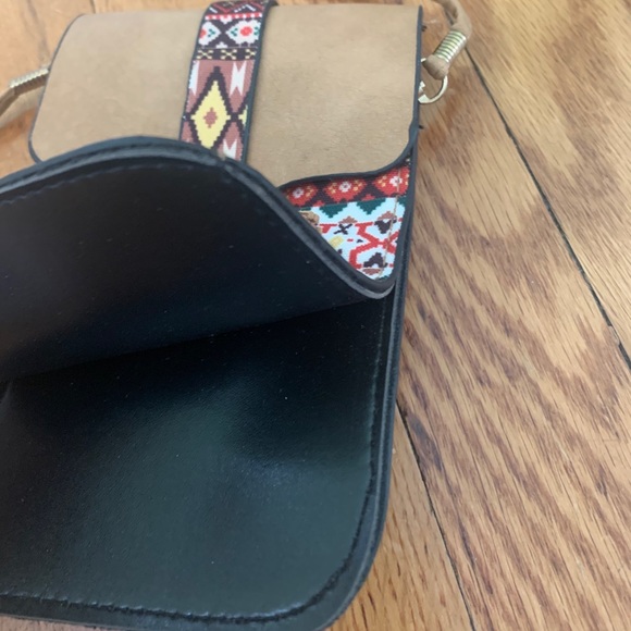 Geometric Print Mini Cross Body Bag - Picture 11 of 12